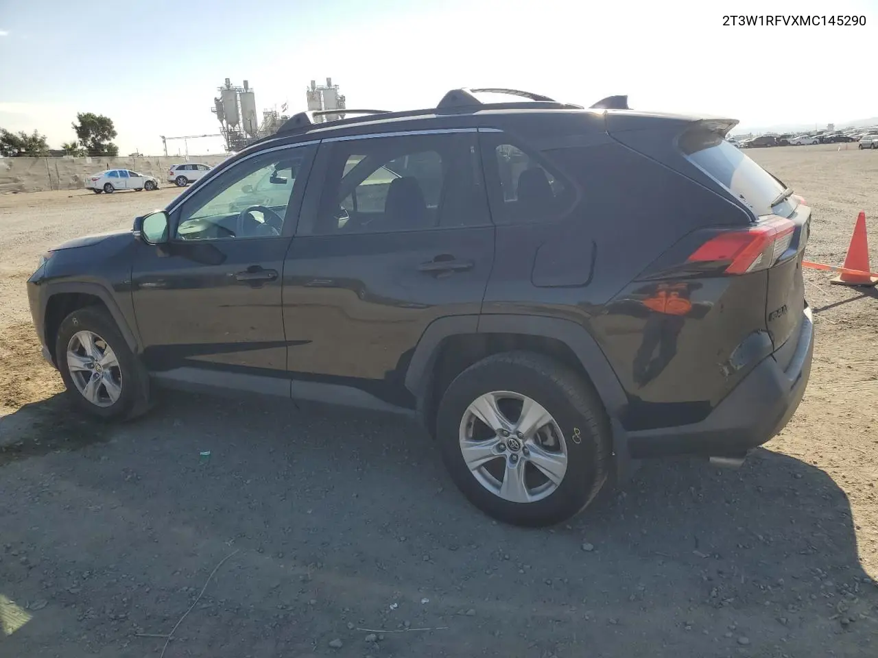 2T3W1RFVXMC145290 2021 Toyota Rav4 Xle