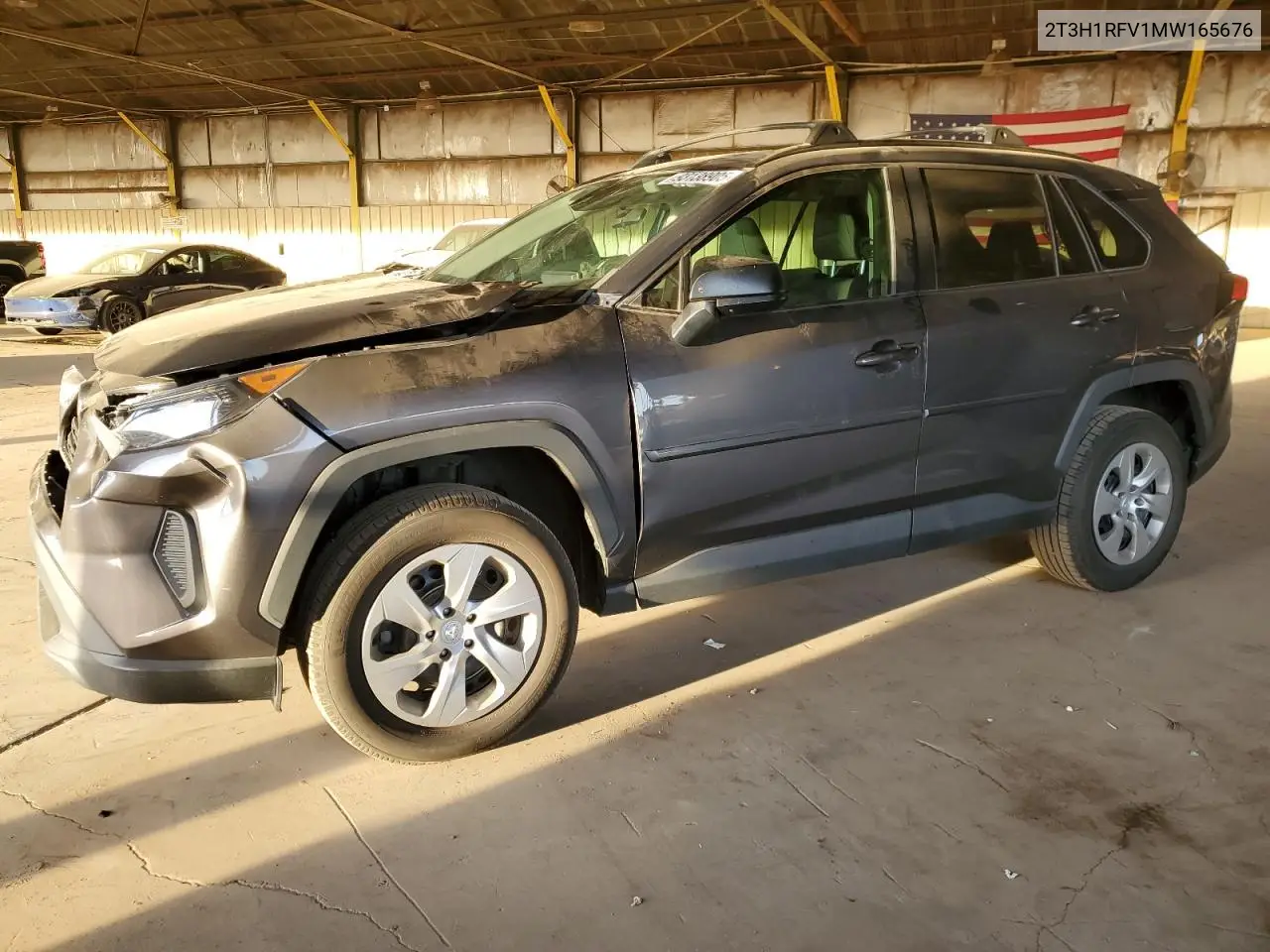 2T3H1RFV1MW165676 2021 Toyota Rav4 Le