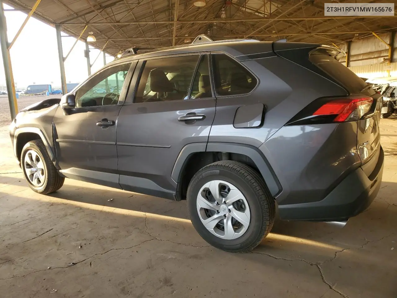 2T3H1RFV1MW165676 2021 Toyota Rav4 Le