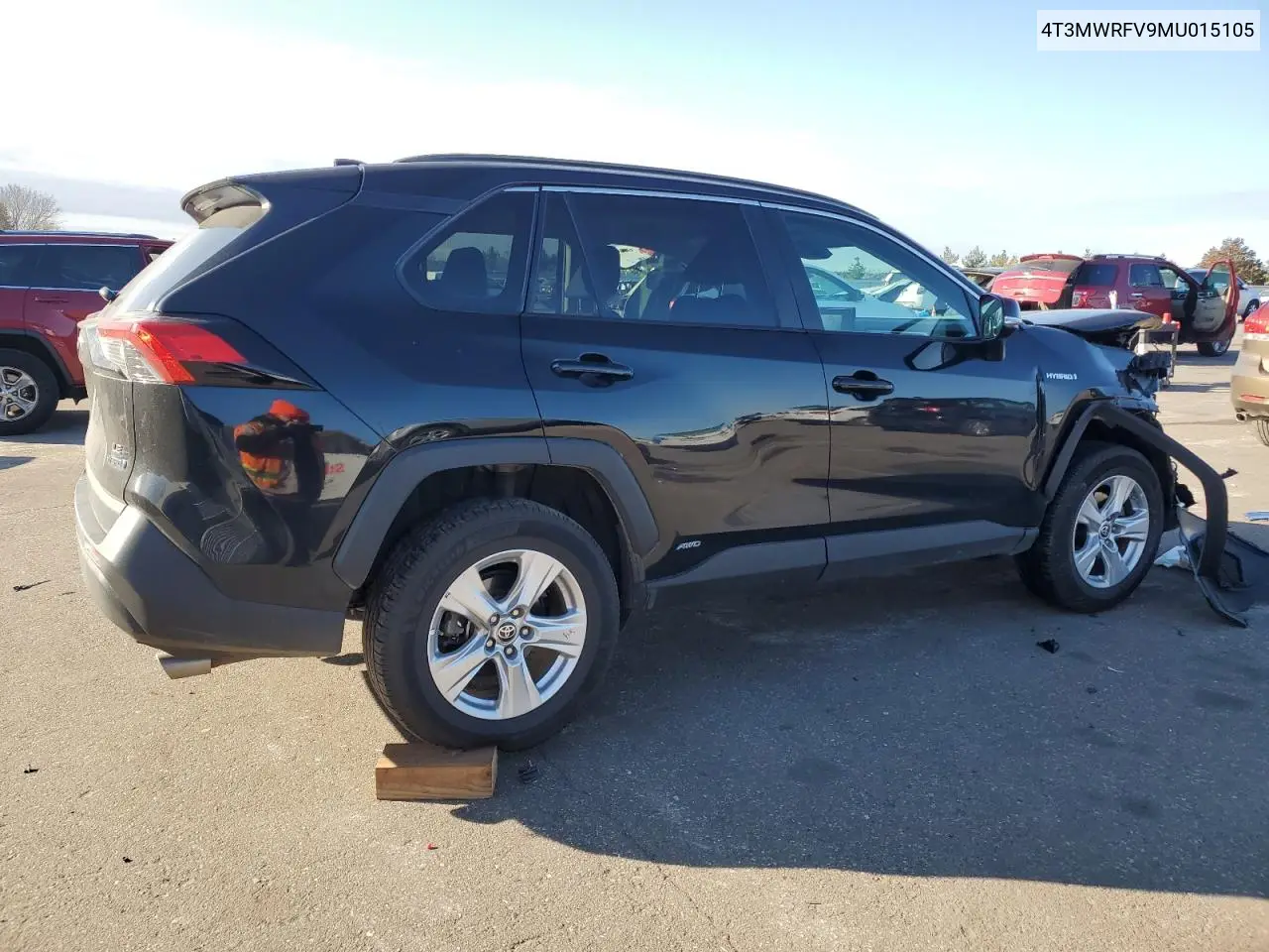 4T3MWRFV9MU015105 2021 Toyota Rav4 Le