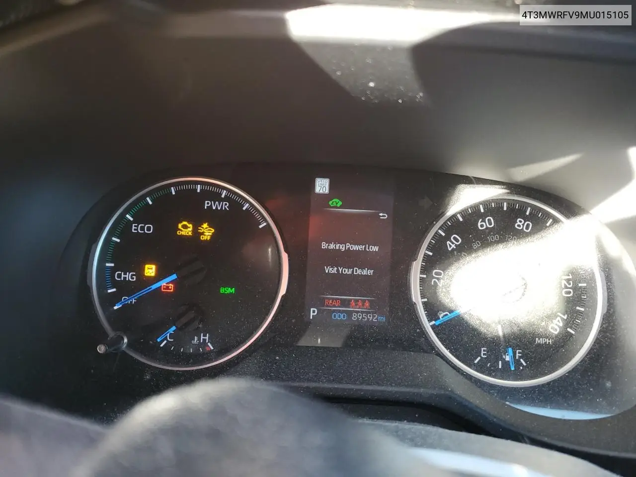 4T3MWRFV9MU015105 2021 Toyota Rav4 Le