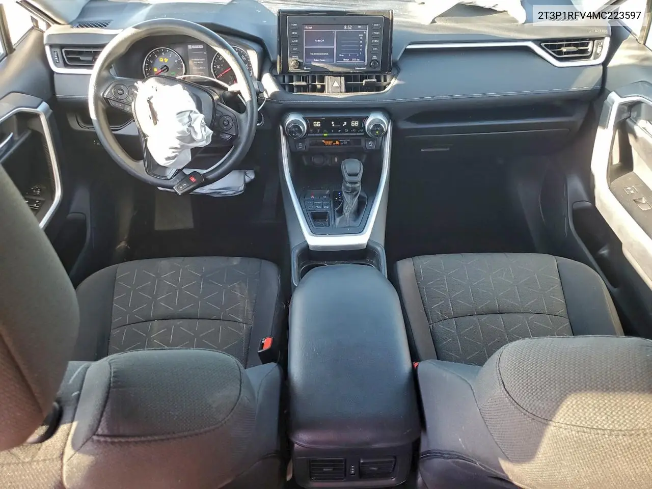 2T3P1RFV4MC223597 2021 Toyota Rav4 Xle