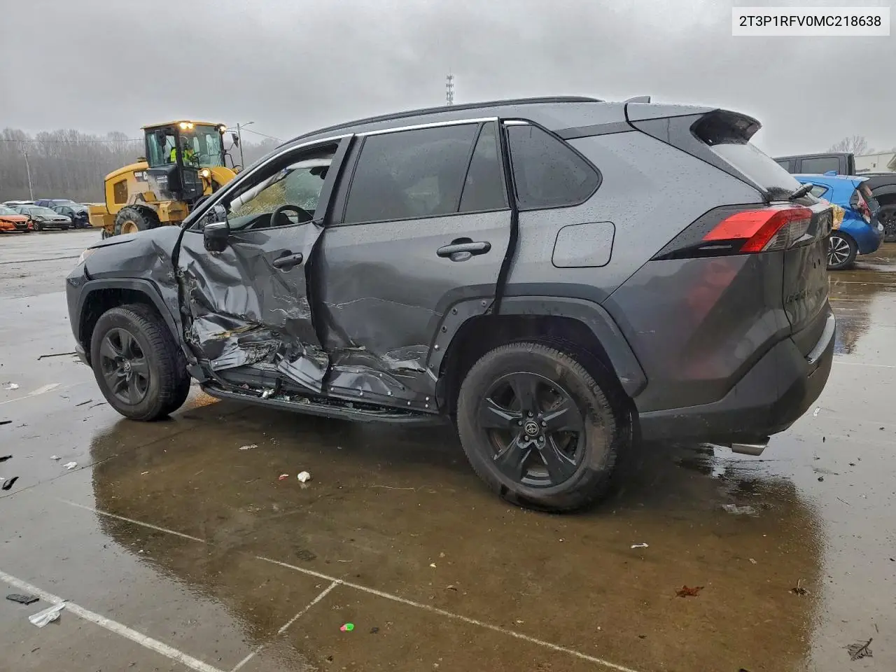 2T3P1RFV0MC218638 2021 Toyota Rav4 Xle