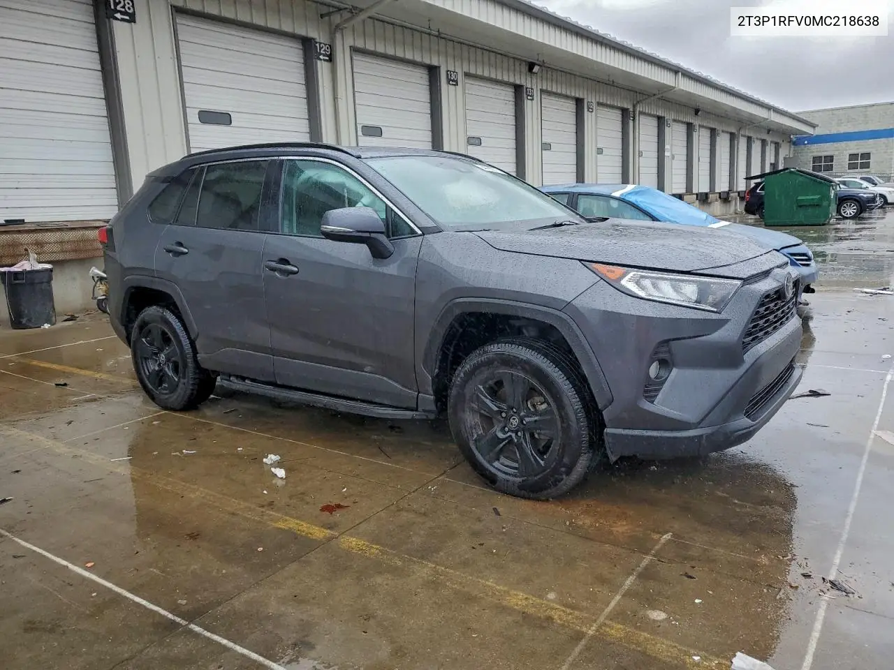 2T3P1RFV0MC218638 2021 Toyota Rav4 Xle