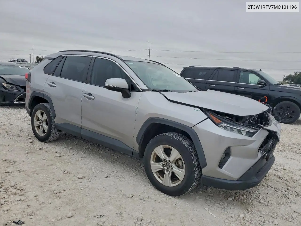 2T3W1RFV7MC101196 2021 Toyota Rav4 Xle