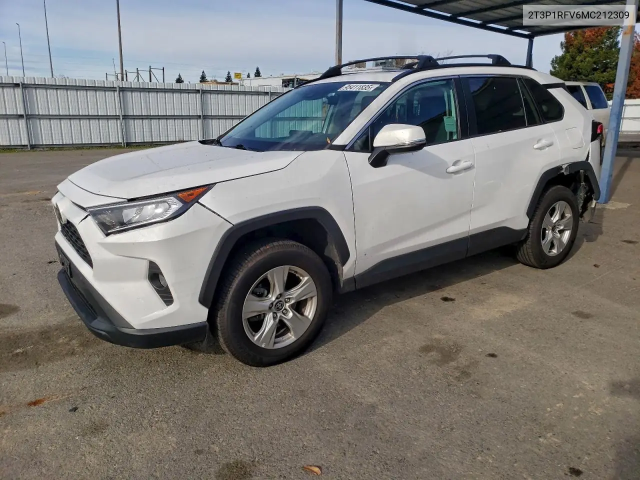 2T3P1RFV6MC212309 2021 Toyota Rav4 Xle