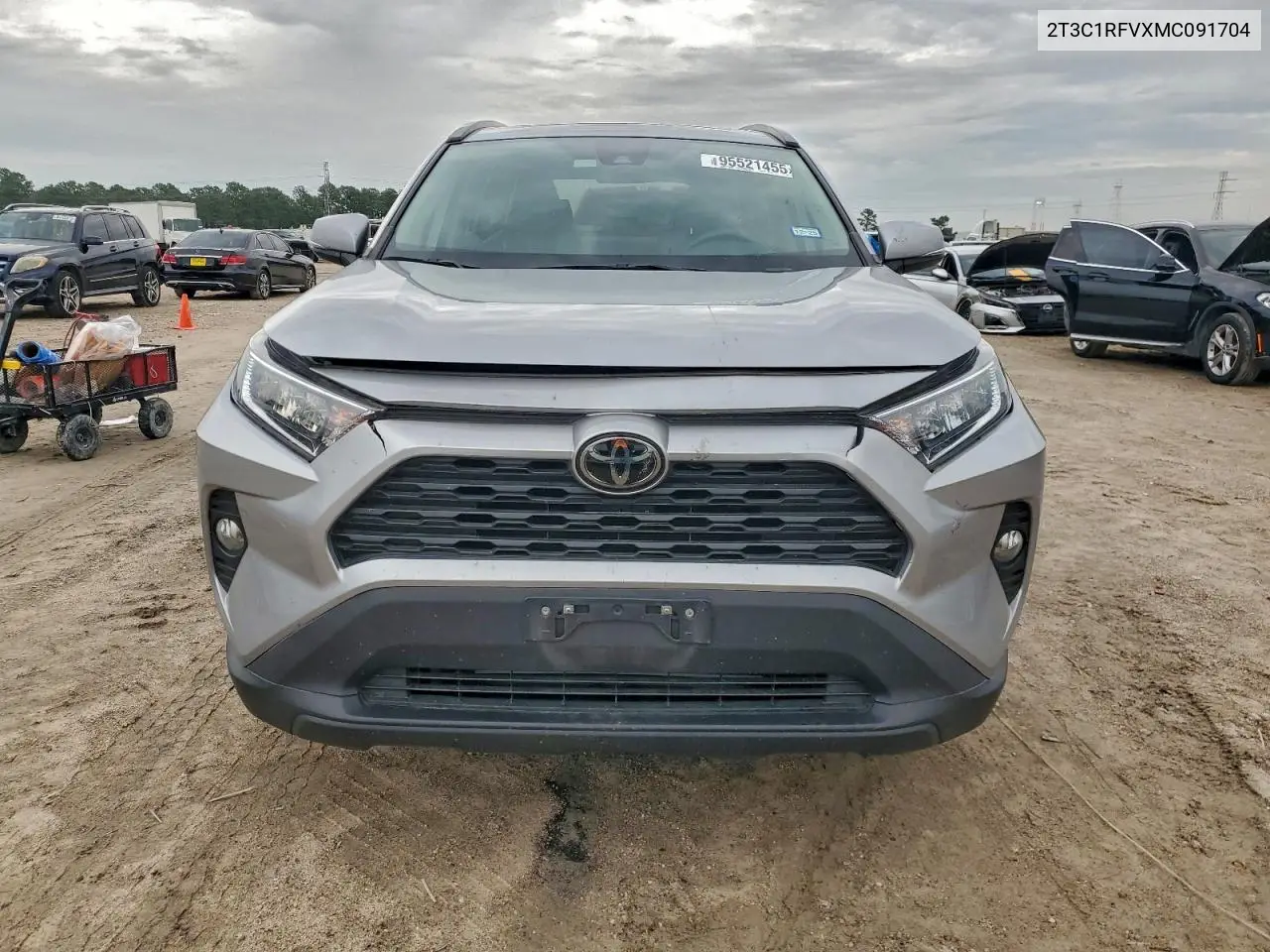 2T3C1RFVXMC091704 2021 Toyota Rav4 Xle Premium