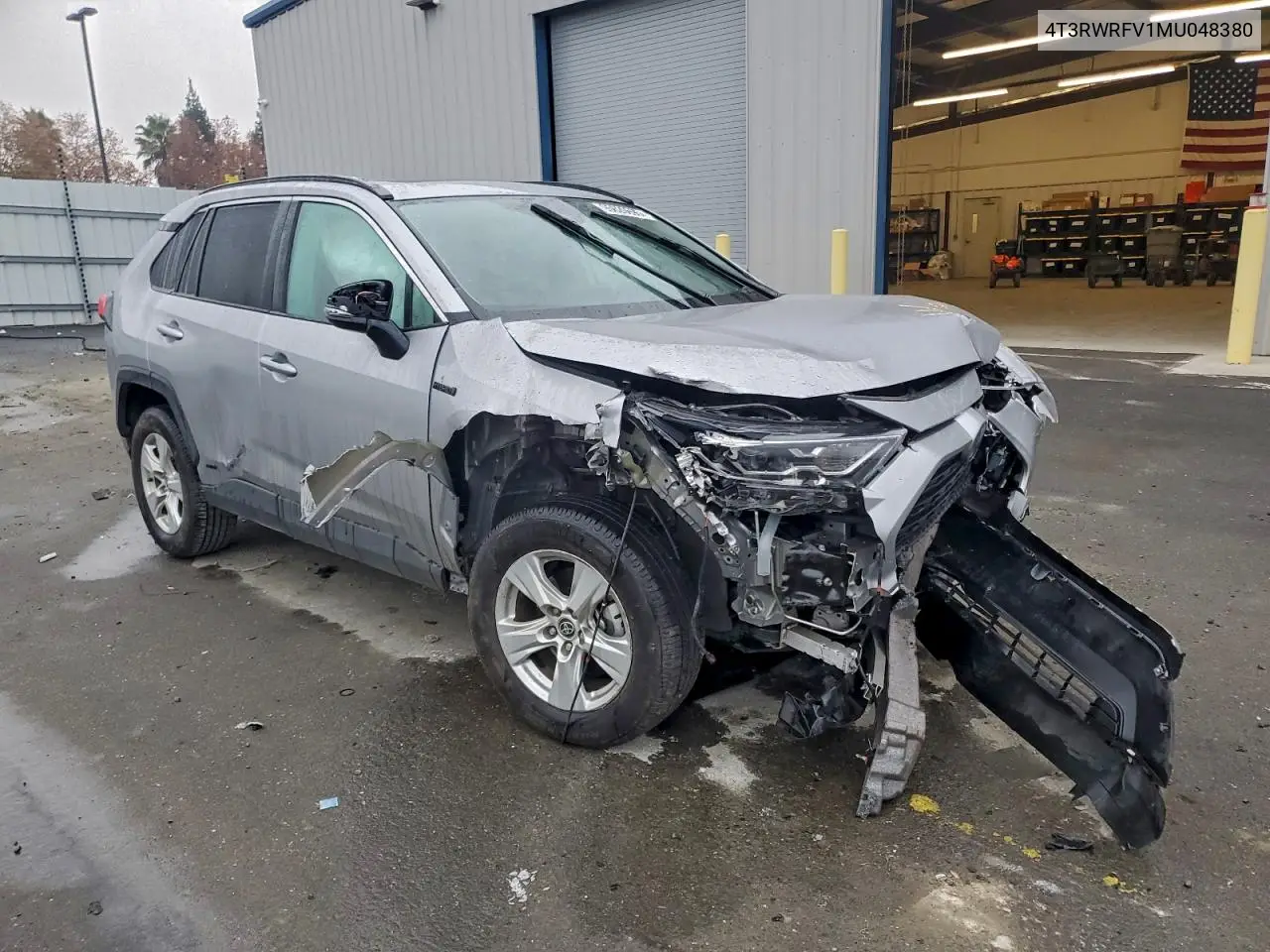 4T3RWRFV1MU048380 2021 Toyota Rav4 Xle