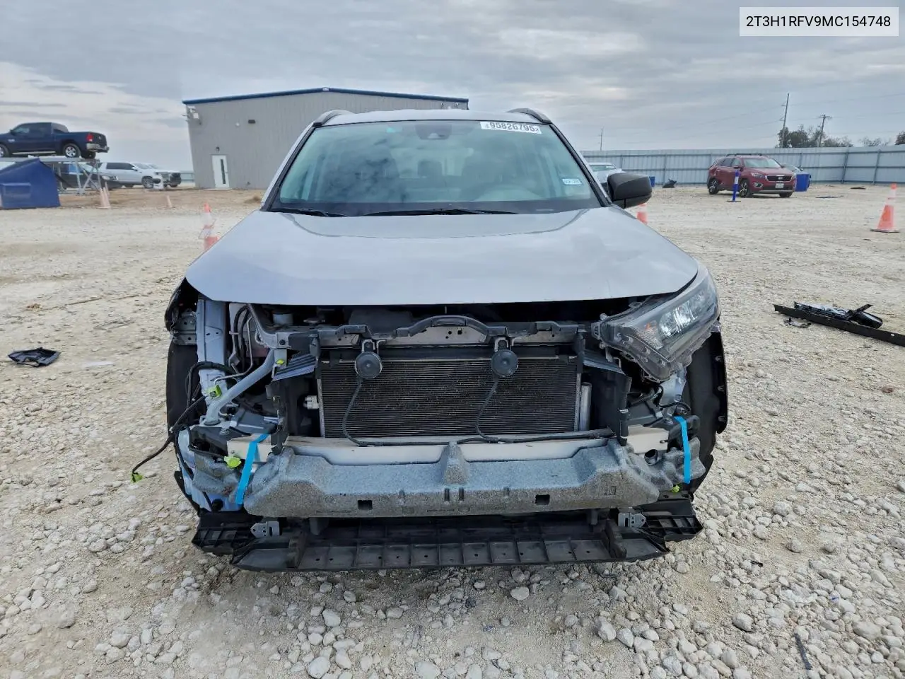 2T3H1RFV9MC154748 2021 Toyota Rav4 Le