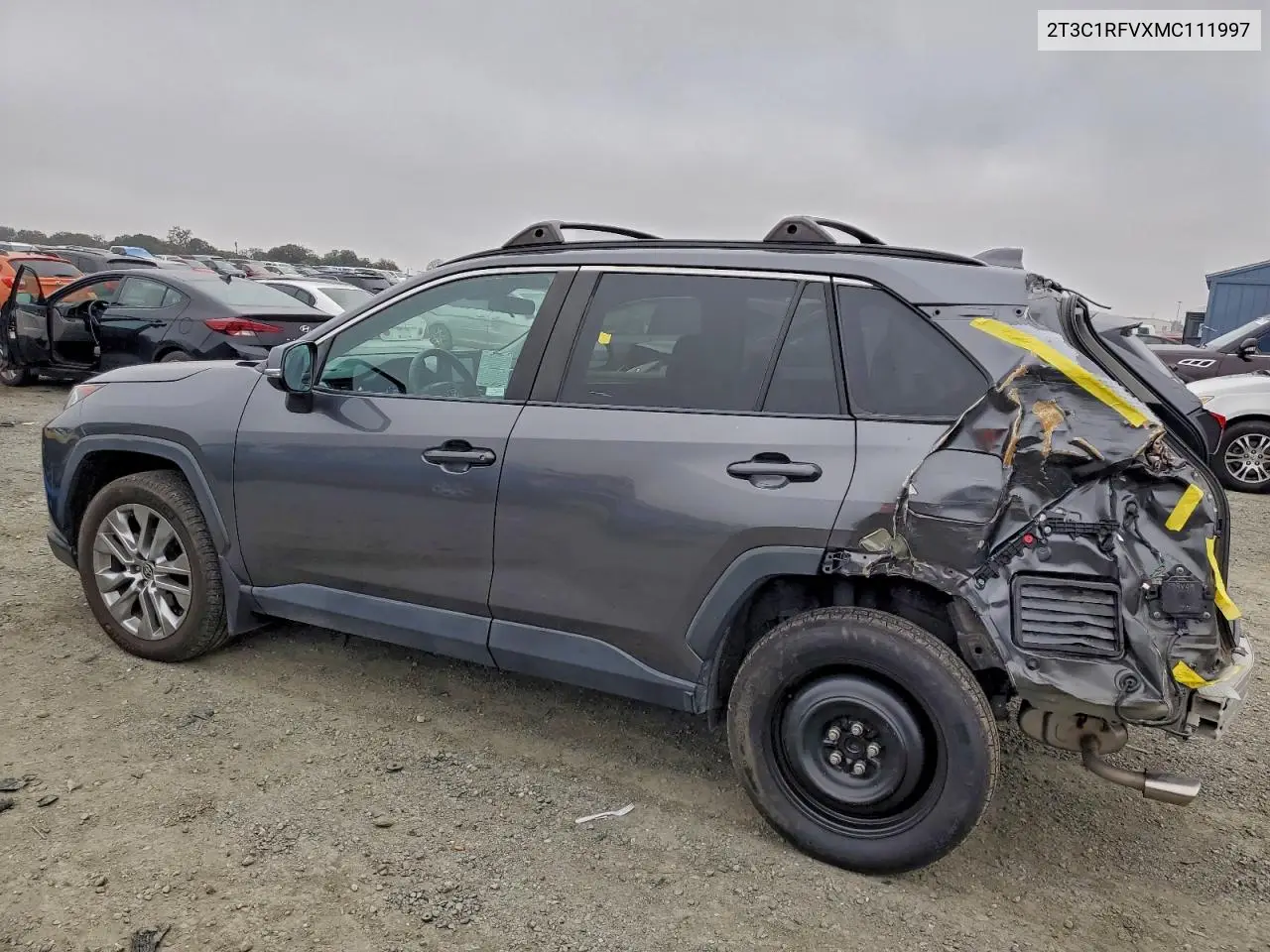 2T3C1RFVXMC111997 2021 Toyota Rav4 Xle Premium