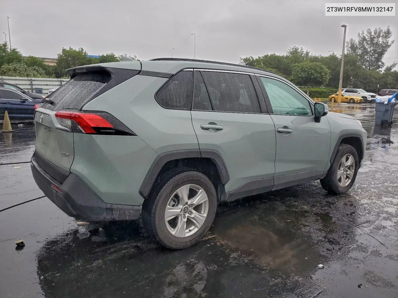 2T3W1RFV8MW132147 2021 Toyota Rav4 Xle