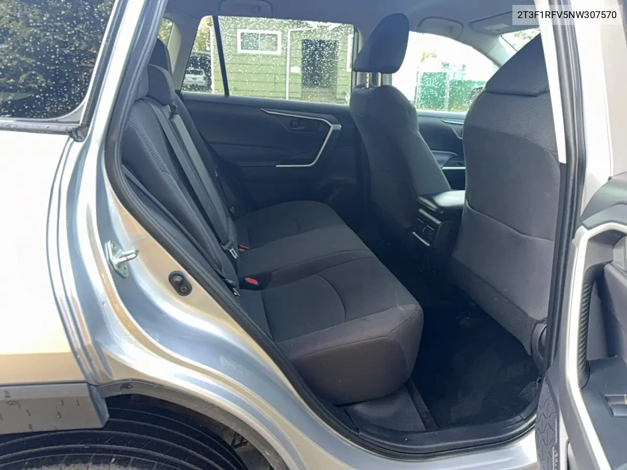 2T3F1RFV5NW307570 2022 Toyota Rav4 Le