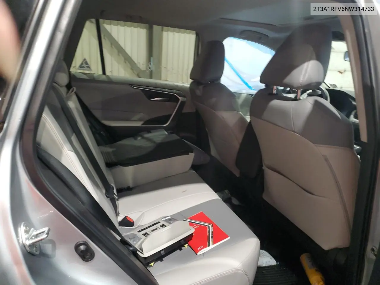 2T3A1RFV6NW314733 2022 Toyota Rav4 Xle Premium