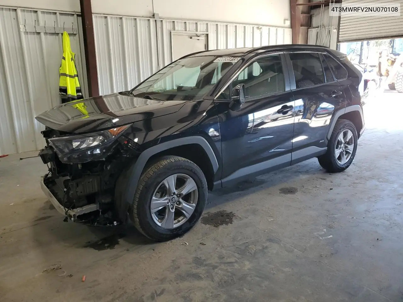 4T3MWRFV2NU070108 2022 Toyota Rav4 Le