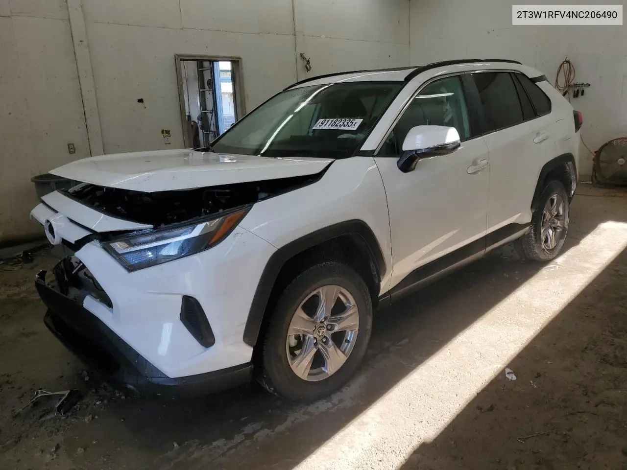 2T3W1RFV4NC206490 2022 Toyota Rav4 Xle