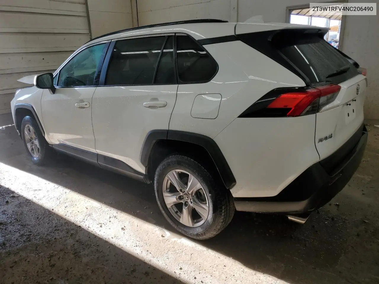 2T3W1RFV4NC206490 2022 Toyota Rav4 Xle