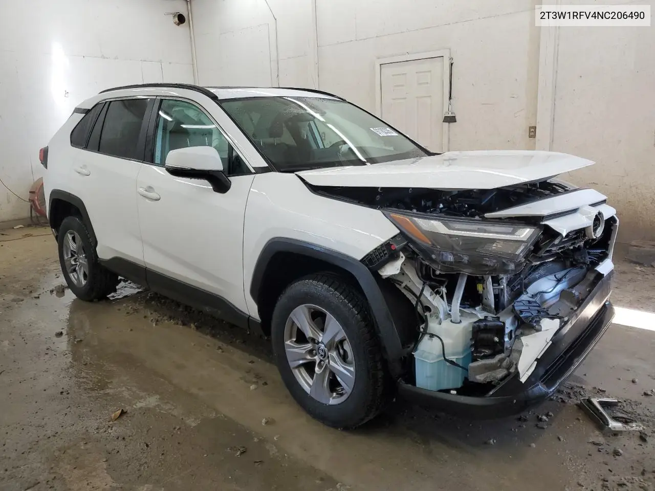 2T3W1RFV4NC206490 2022 Toyota Rav4 Xle