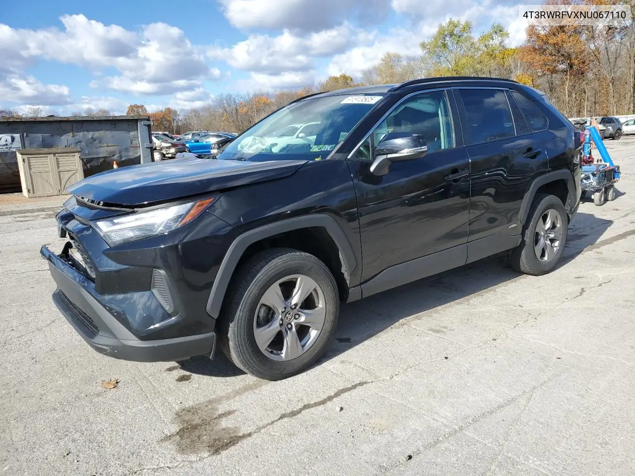 4T3RWRFVXNU067110 2022 Toyota Rav4 Xle