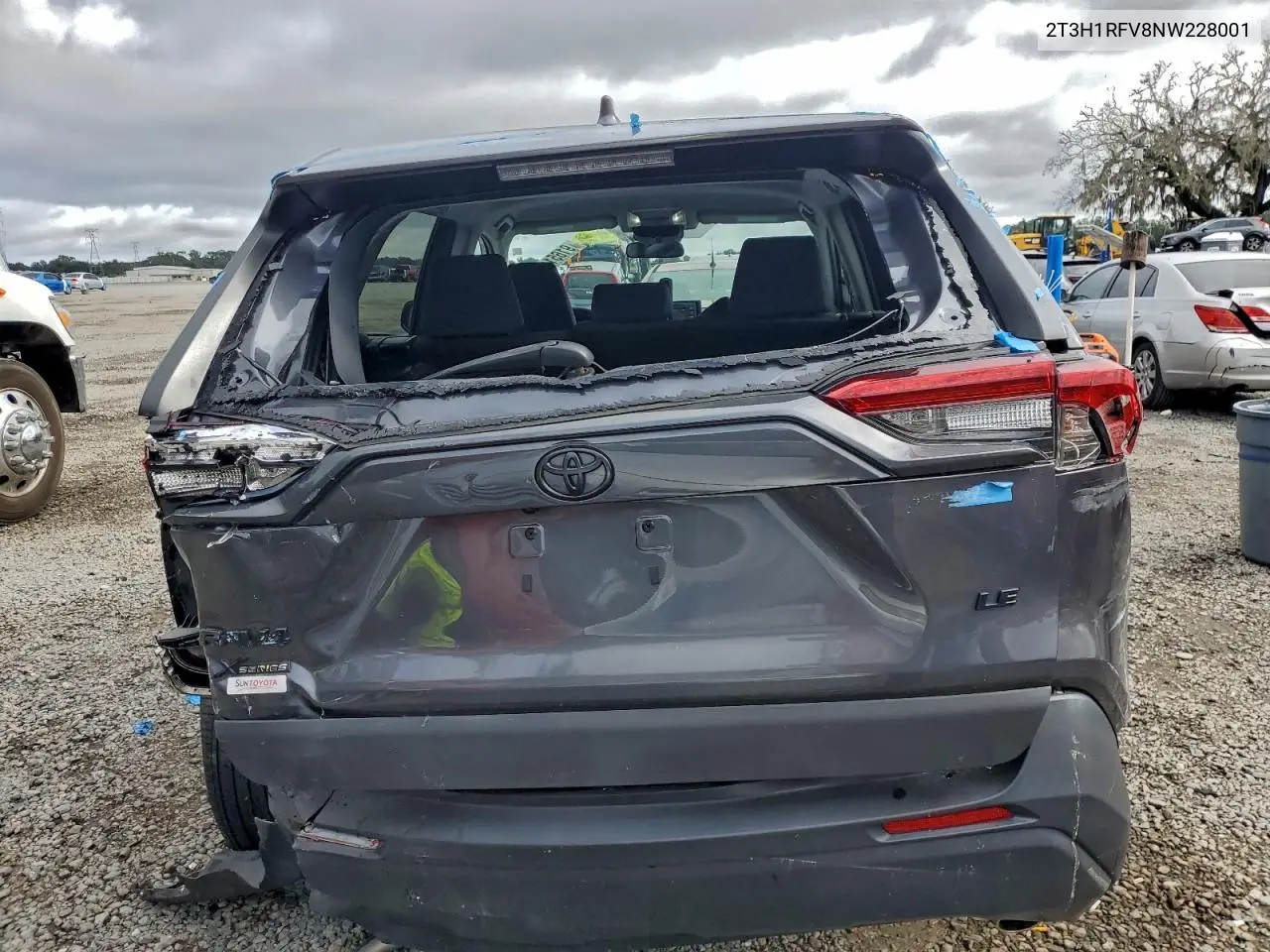 2T3H1RFV8NW228001 2022 Toyota Rav4 Le
