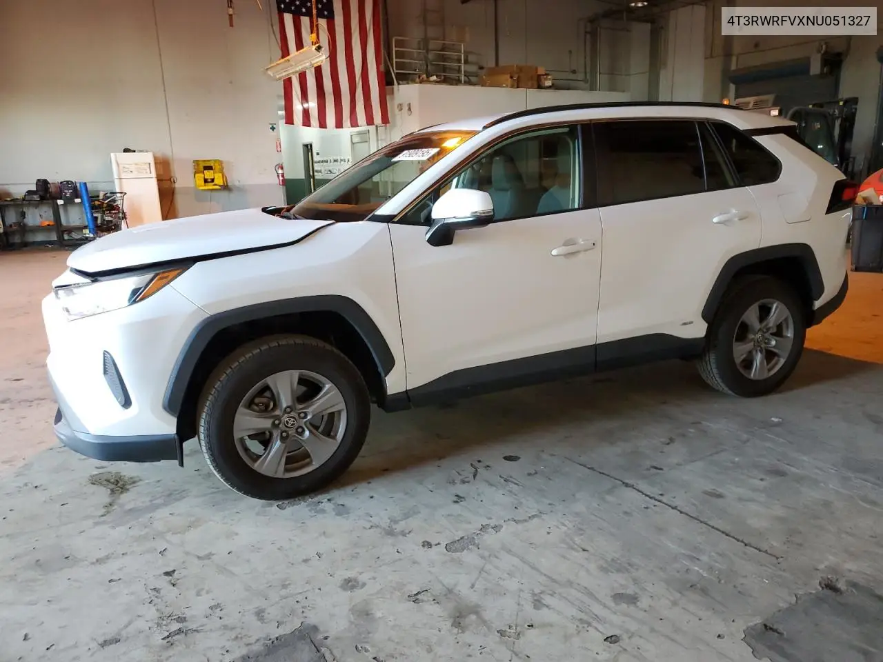 4T3RWRFVXNU051327 2022 Toyota Rav4 Xle