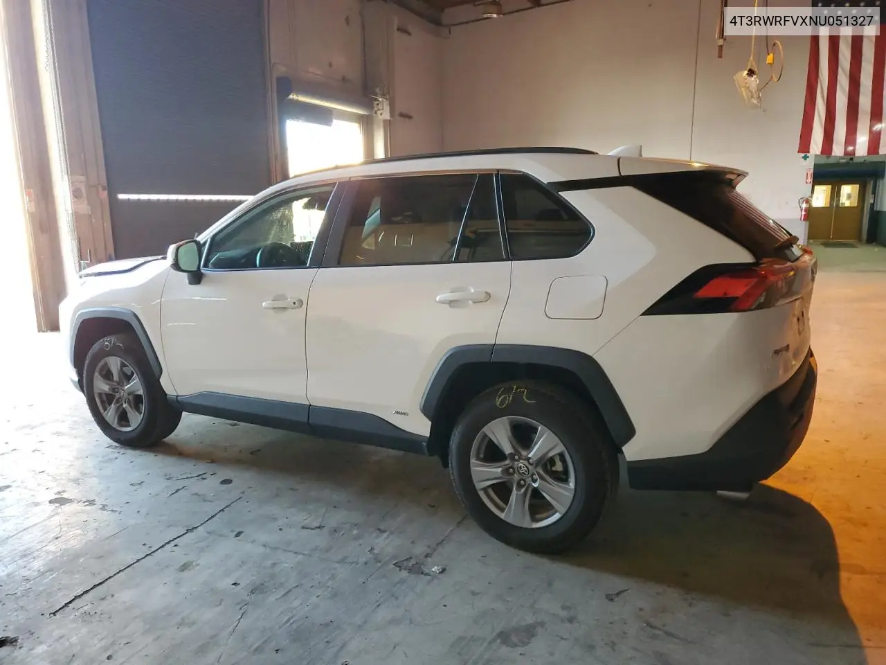 4T3RWRFVXNU051327 2022 Toyota Rav4 Xle