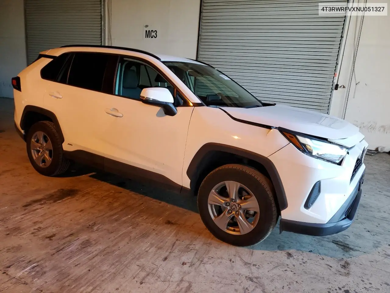 4T3RWRFVXNU051327 2022 Toyota Rav4 Xle