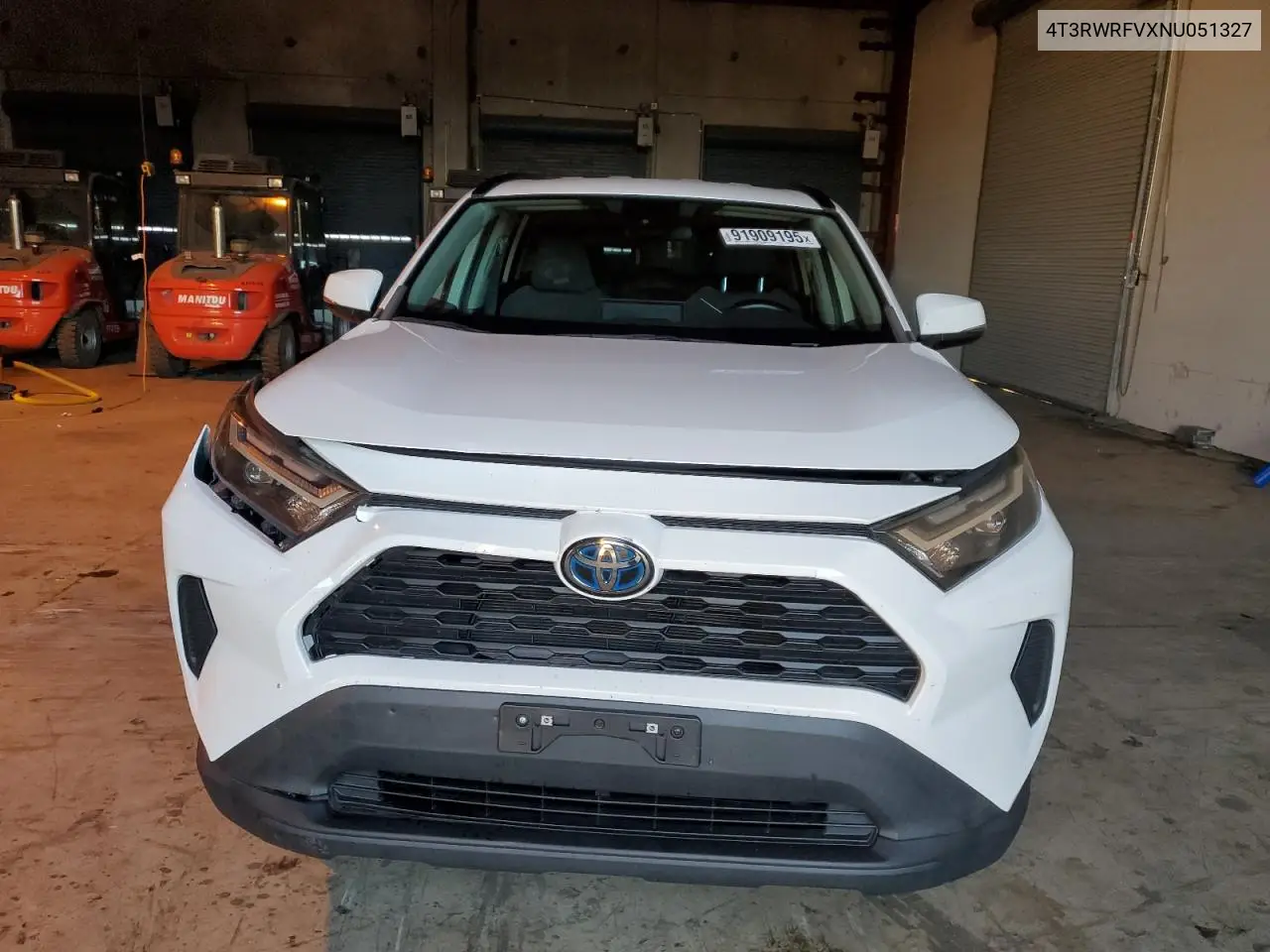 4T3RWRFVXNU051327 2022 Toyota Rav4 Xle