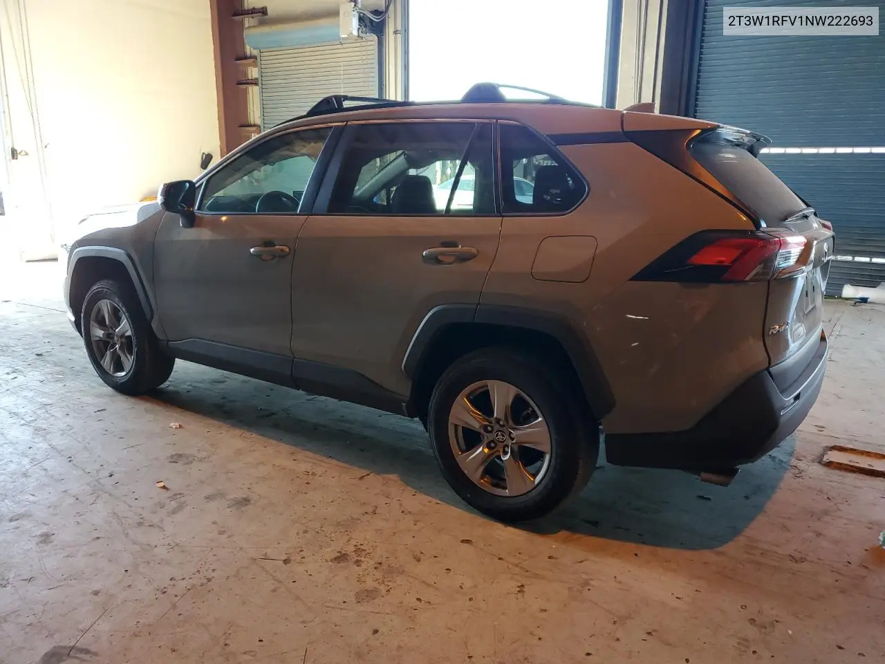 2T3W1RFV1NW222693 2022 Toyota Rav4 Xle