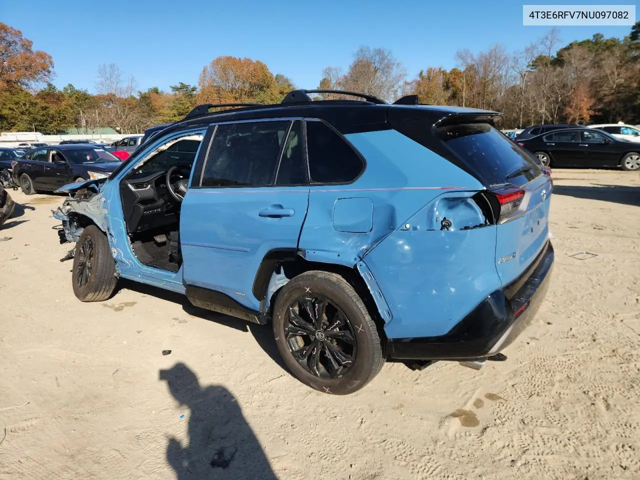 4T3E6RFV7NU097082 2022 Toyota Rav4 Xse