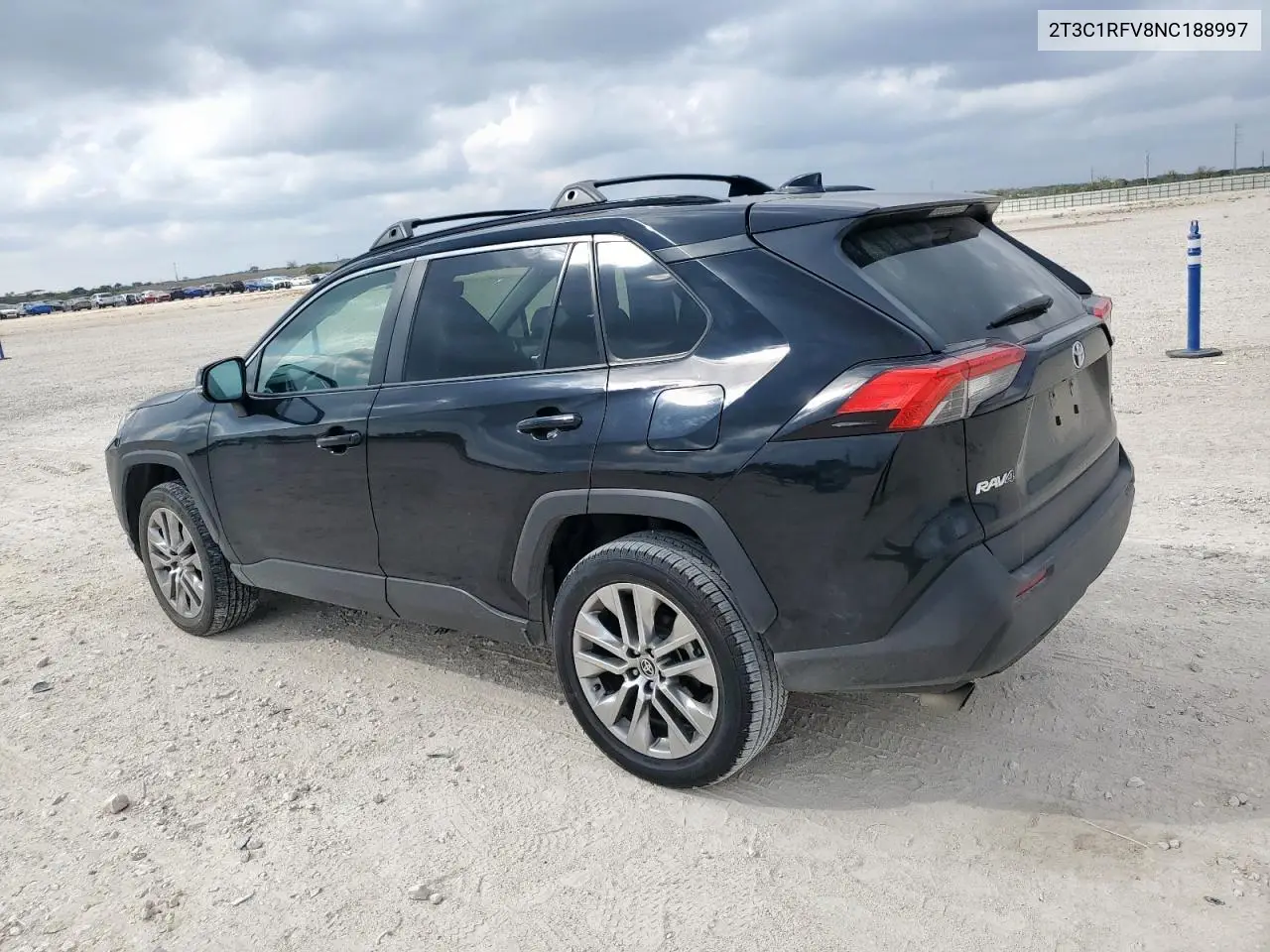 2T3C1RFV8NC188997 2022 Toyota Rav4 Xle Premium