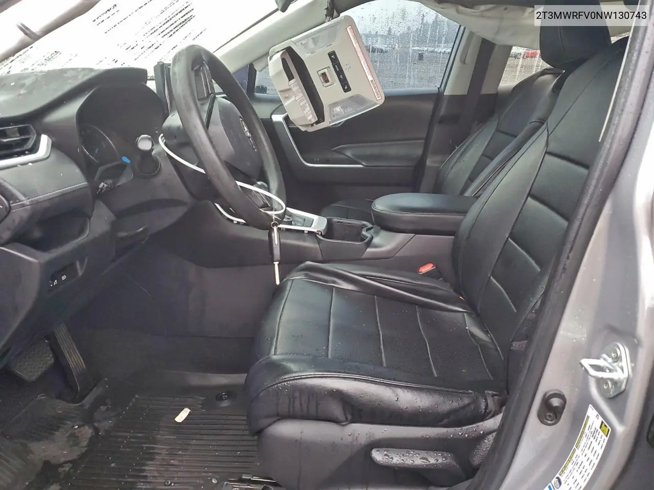2T3MWRFV0NW130743 2022 Toyota Rav4 Le