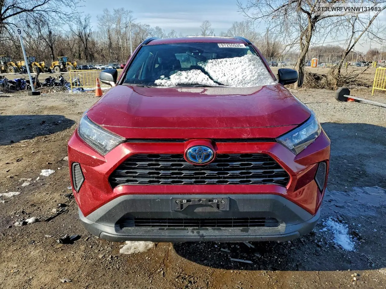 2T3LWRFV9NW131983 2022 Toyota Rav4 Le
