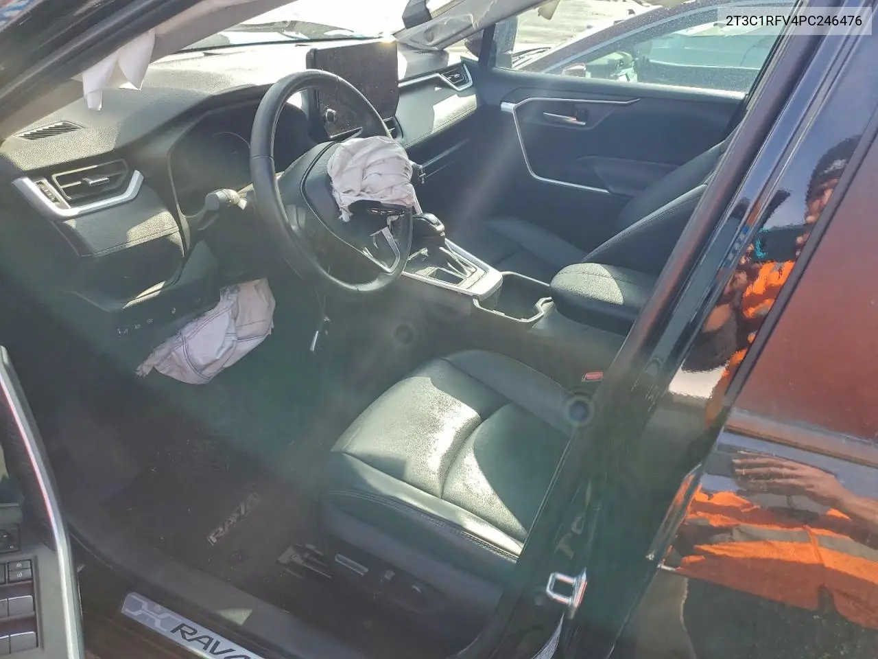 2T3C1RFV4PC246476 2023 Toyota Rav4 Xle Premium