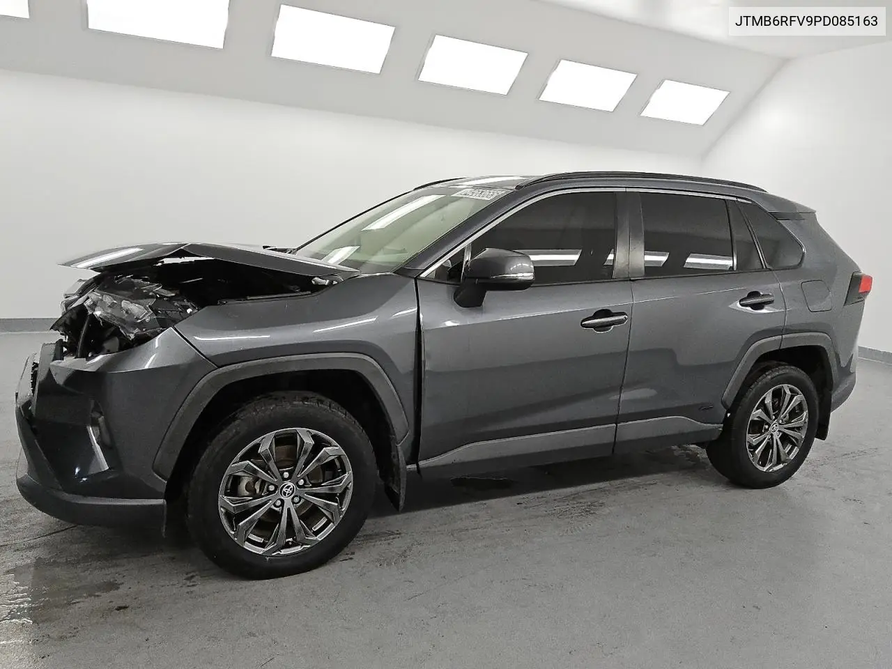 JTMB6RFV9PD085163 2023 Toyota Rav4 Xle Premium