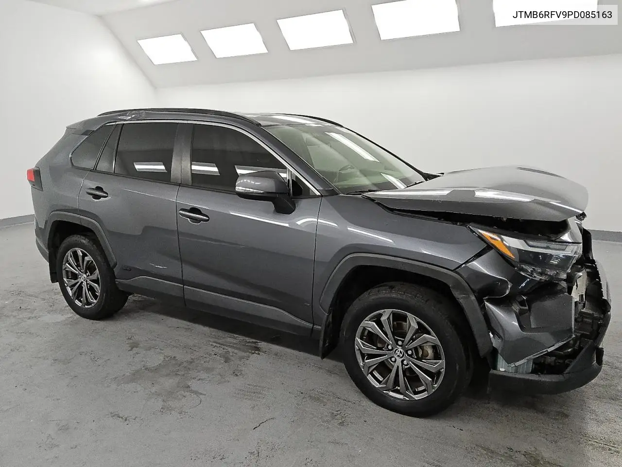 JTMB6RFV9PD085163 2023 Toyota Rav4 Xle Premium