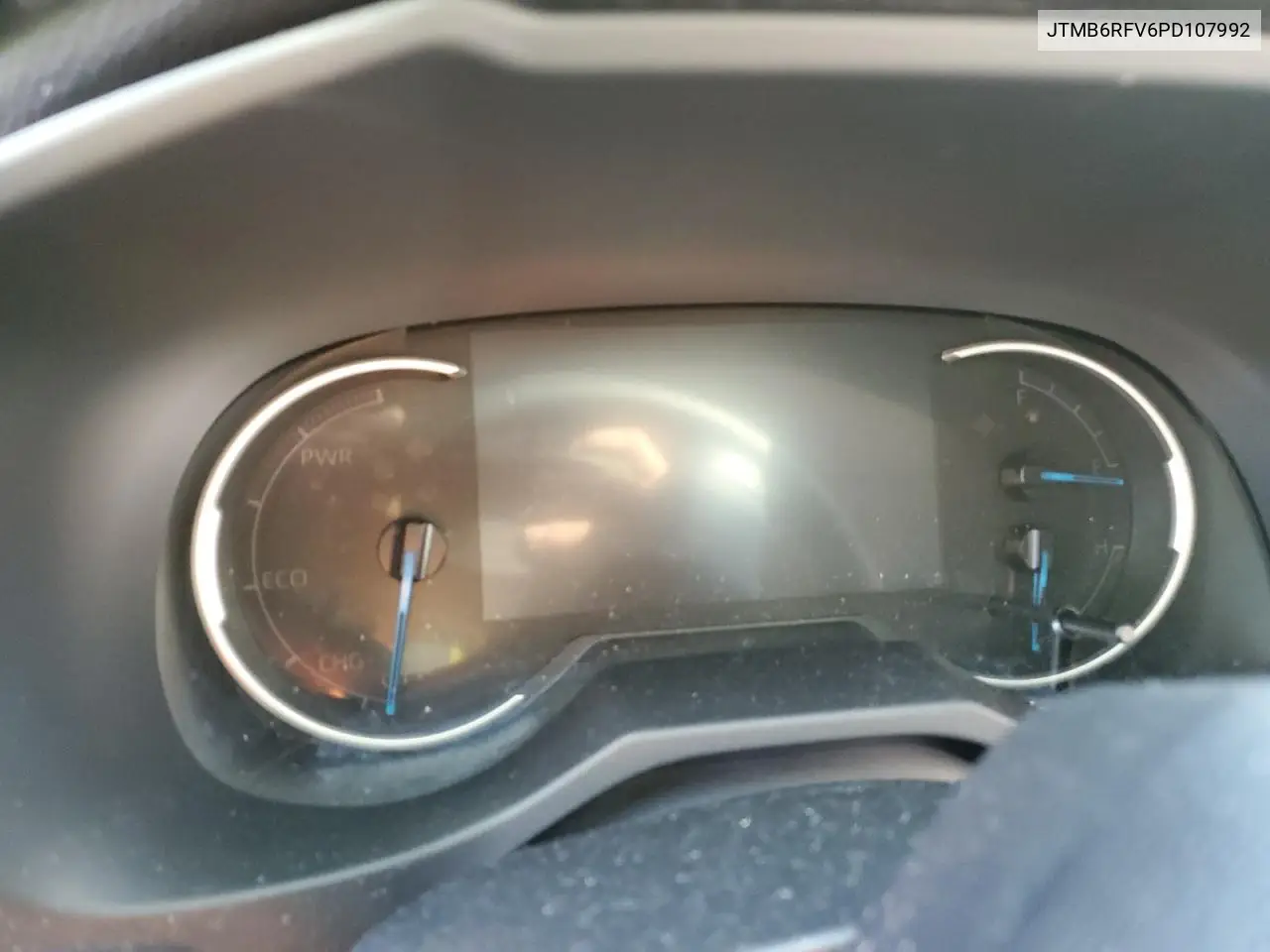 JTMB6RFV6PD107992 2023 Toyota Rav4 Xle Premium