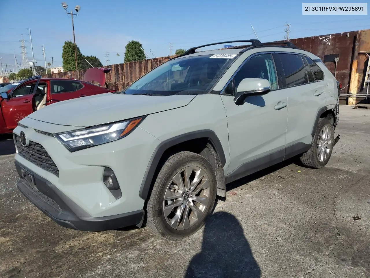 2T3C1RFVXPW295891 2023 Toyota Rav4 Xle Premium