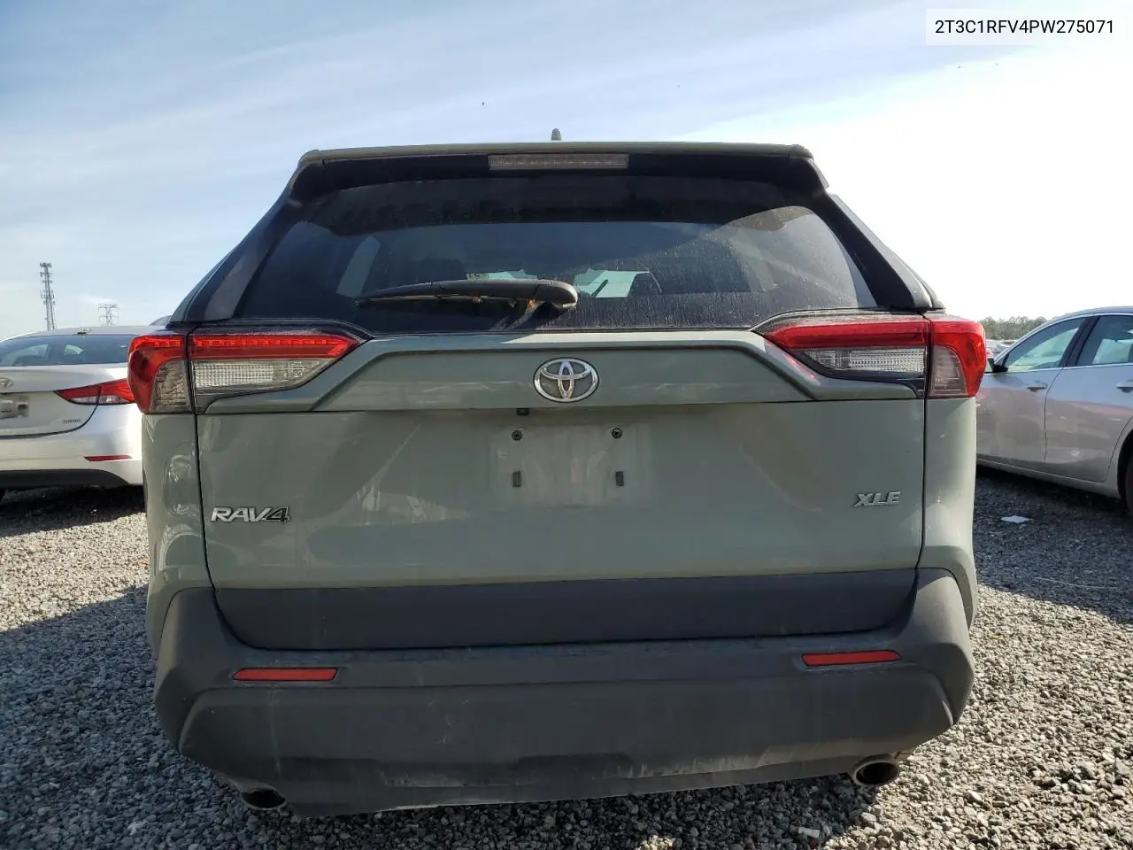 2T3C1RFV4PW275071 2023 Toyota Rav4 Xle Premium