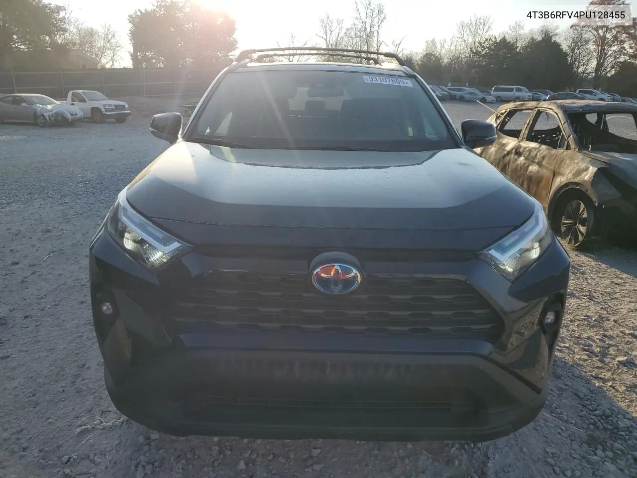 4T3B6RFV4PU128455 2023 Toyota Rav4 Xle Premium