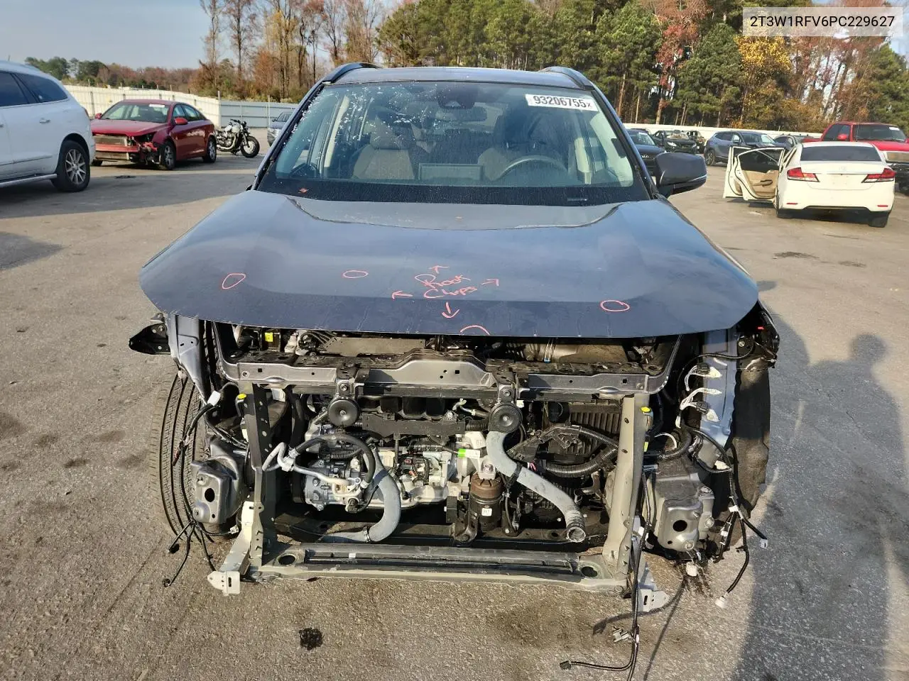 2T3W1RFV6PC229627 2023 Toyota Rav4 Xle