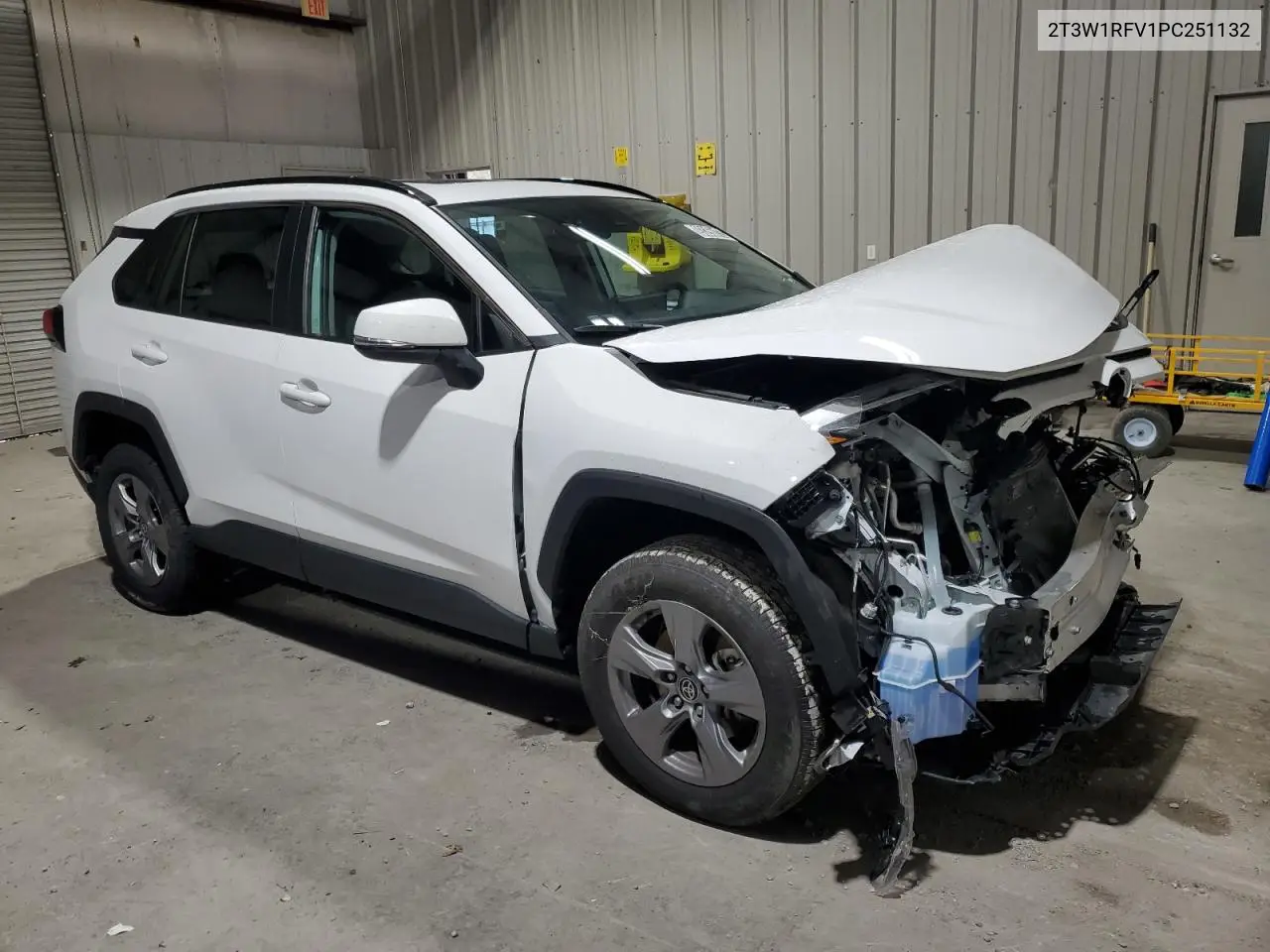 2T3W1RFV1PC251132 2023 Toyota Rav4 Xle