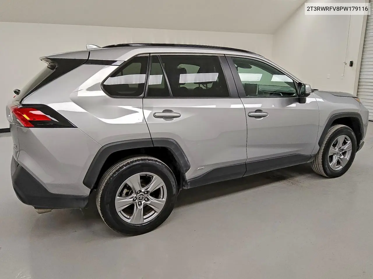 2T3RWRFV8PW179116 2023 Toyota Rav4 Xle