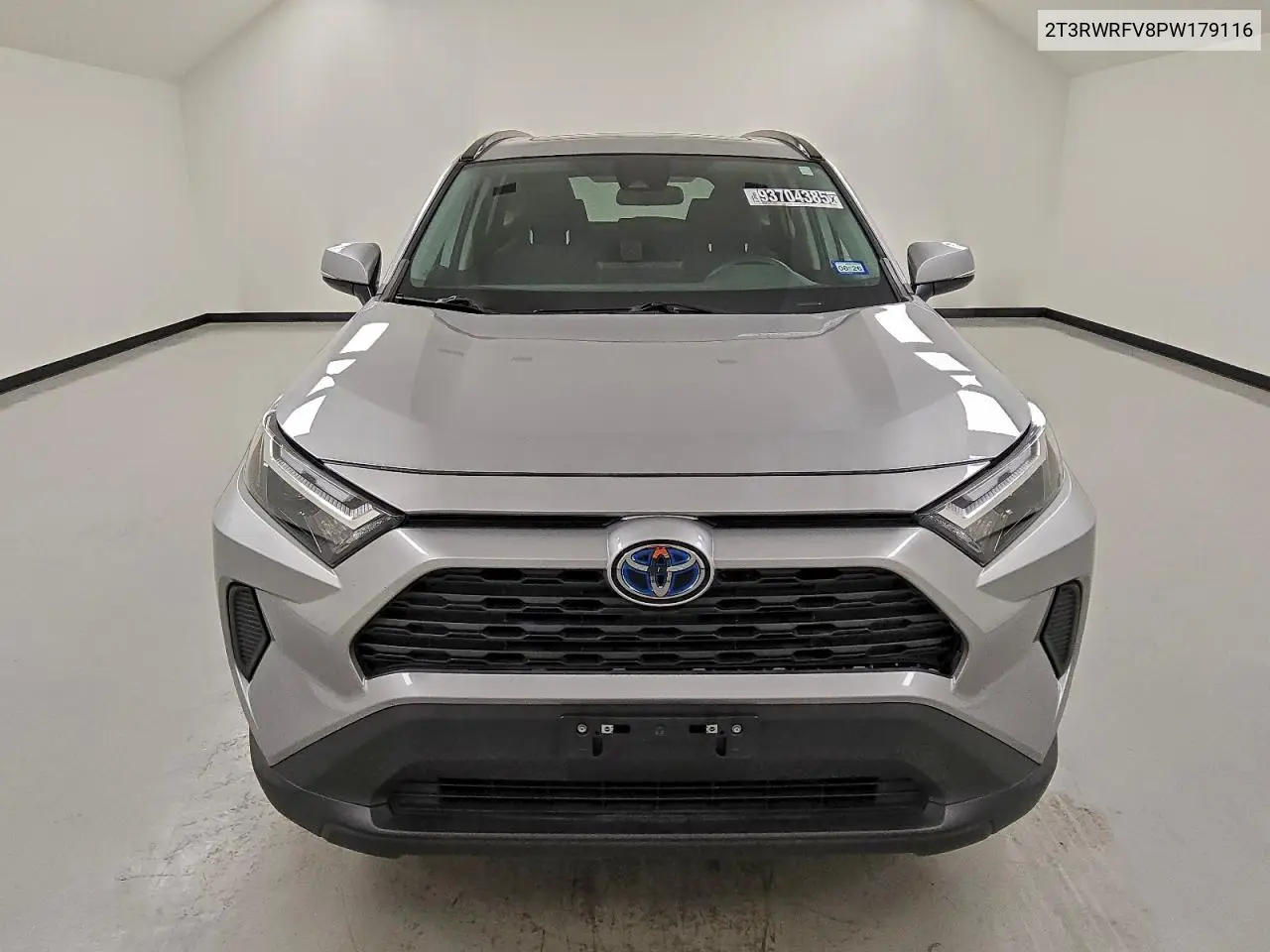 2T3RWRFV8PW179116 2023 Toyota Rav4 Xle