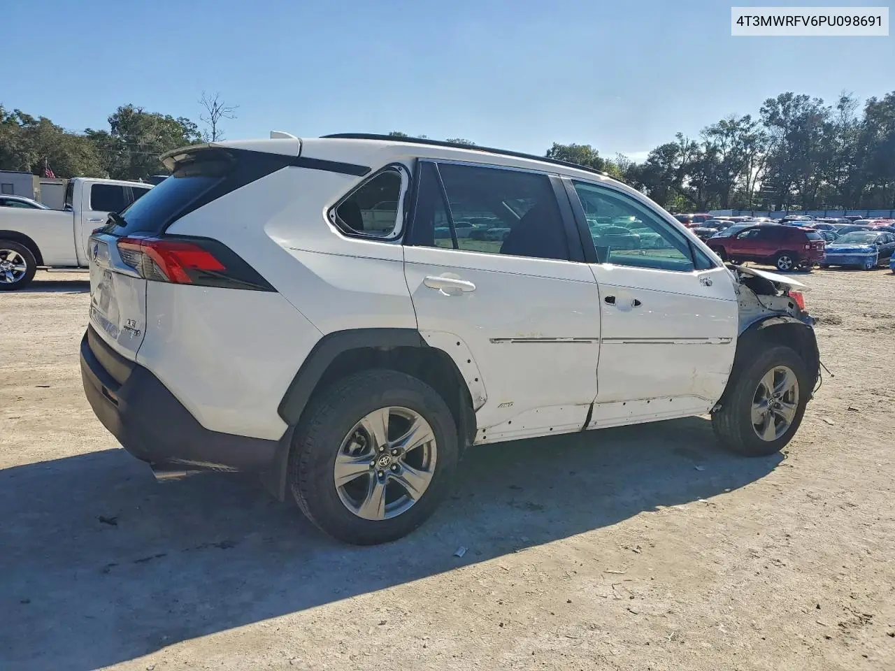 4T3MWRFV6PU098691 2023 Toyota Rav4 Le