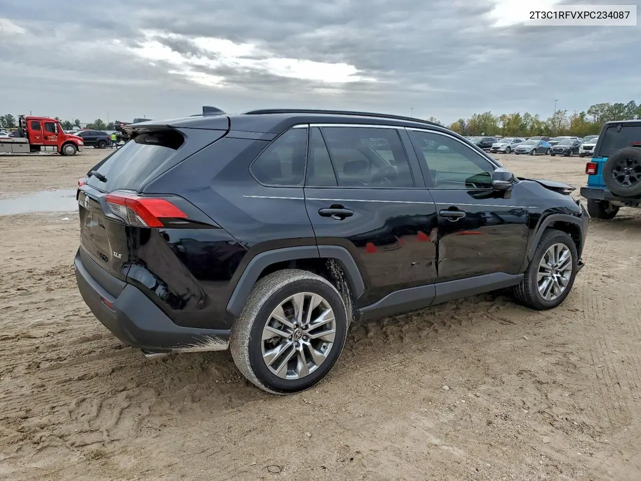 2T3C1RFVXPC234087 2023 Toyota Rav4 Xle Premium