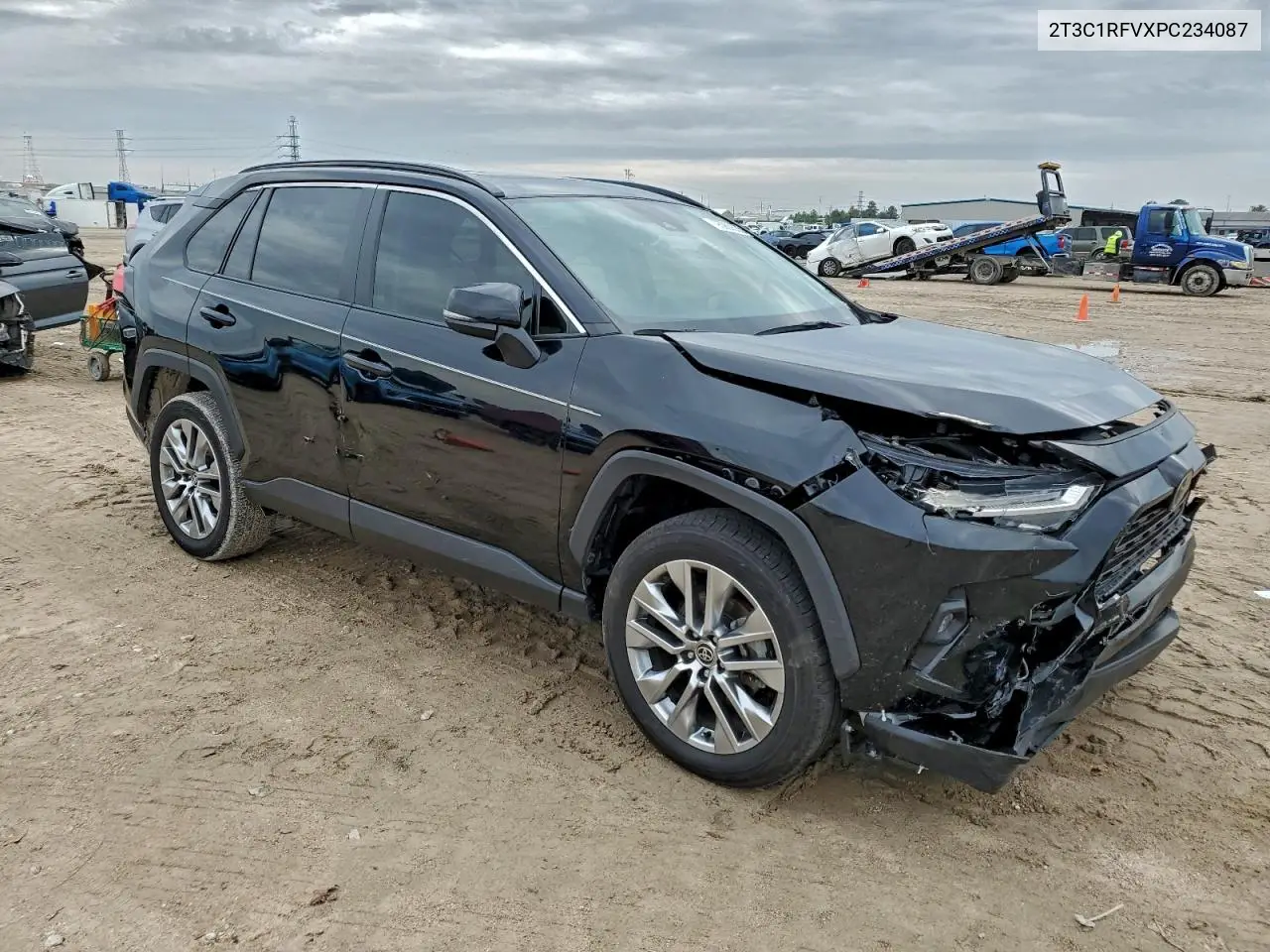2T3C1RFVXPC234087 2023 Toyota Rav4 Xle Premium