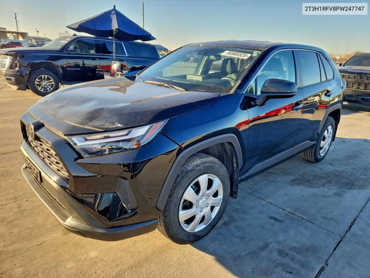 2T3H1RFV8PW247747 2023 Toyota Rav4 Le