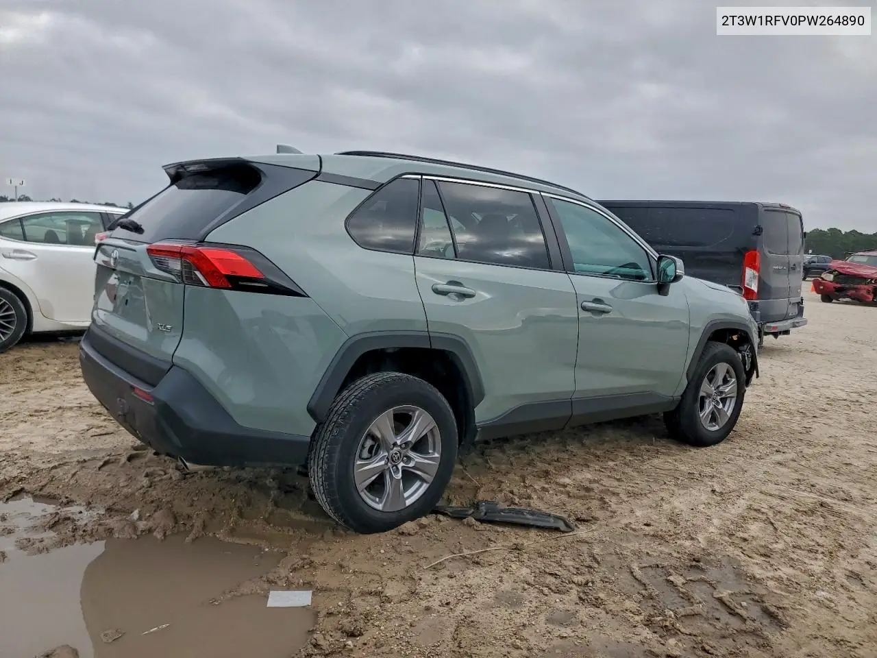 2T3W1RFV0PW264890 2023 Toyota Rav4 Xle