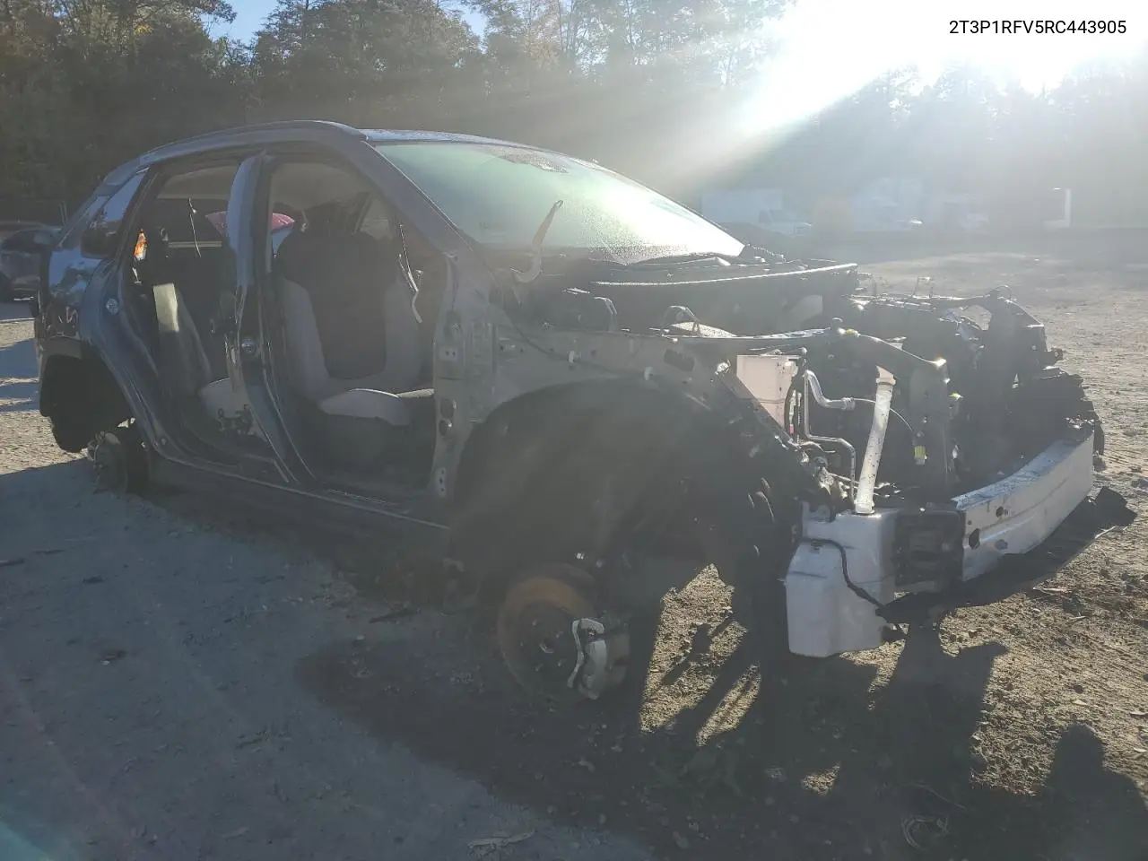 2T3P1RFV5RC443905 2024 Toyota Rav4 Xle