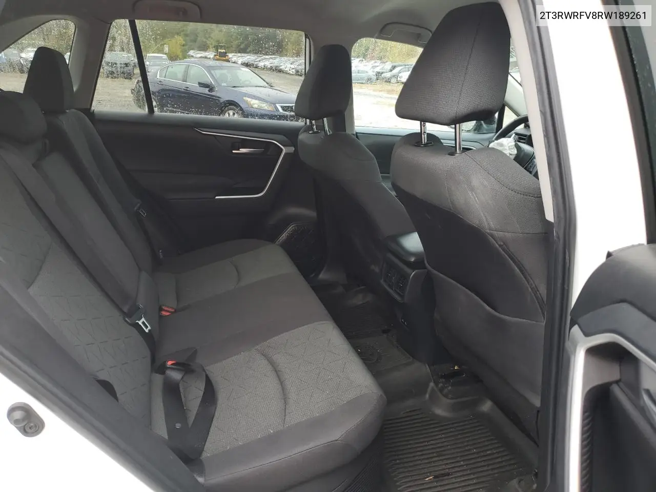 2T3RWRFV8RW189261 2024 Toyota Rav4 Xle